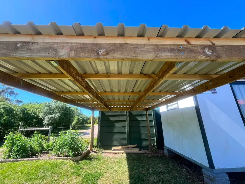 Carport roof structure
