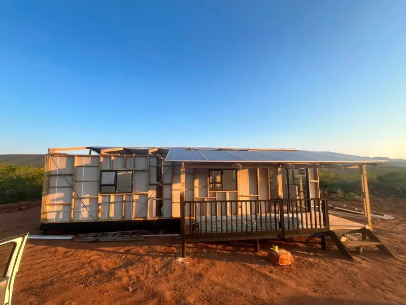 Nutec build: cladding